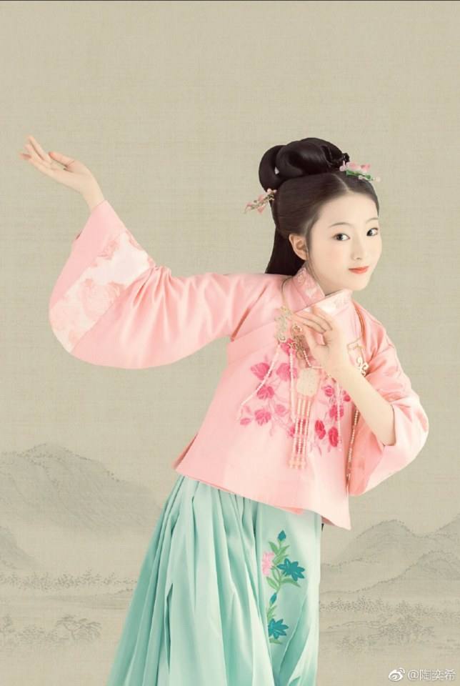 เถาอี้ซี 陶奕希