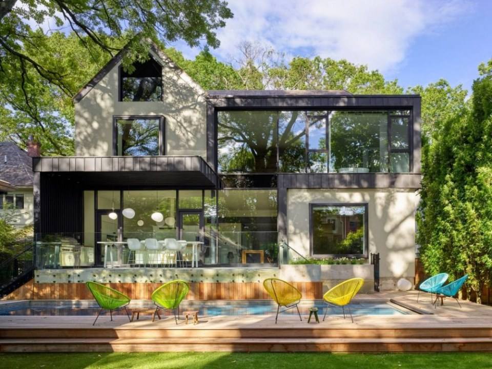 Bilateral House by Commute Design