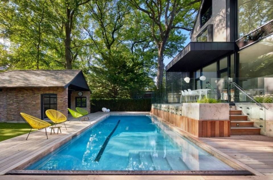 Bilateral House by Commute Design