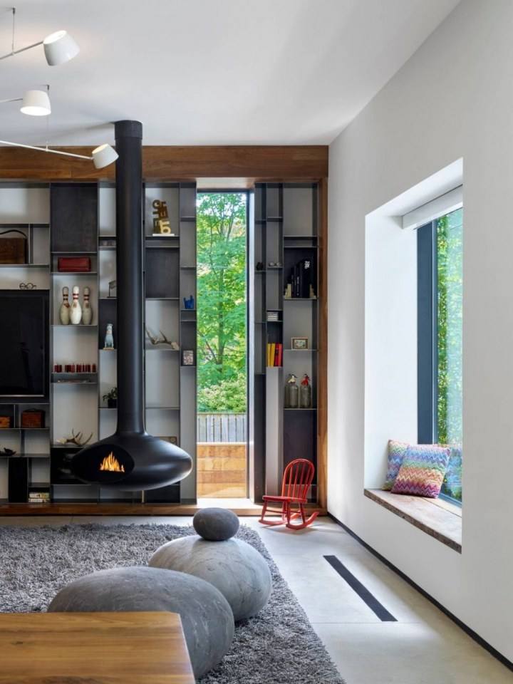 Bilateral House by Commute Design