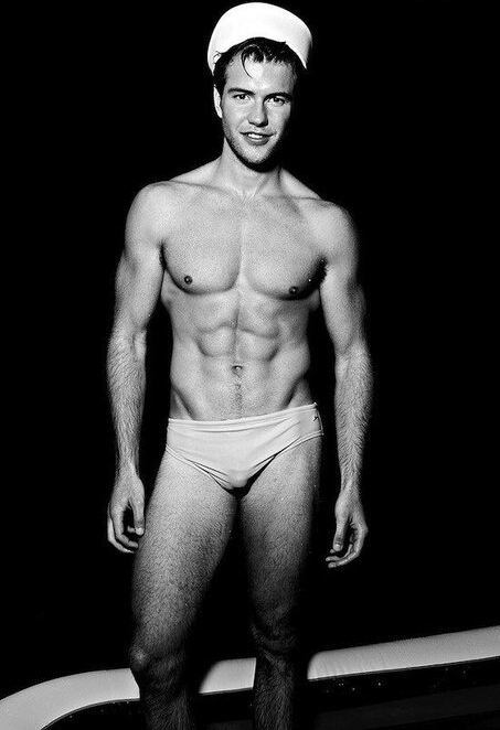 hot male 206 (18+)