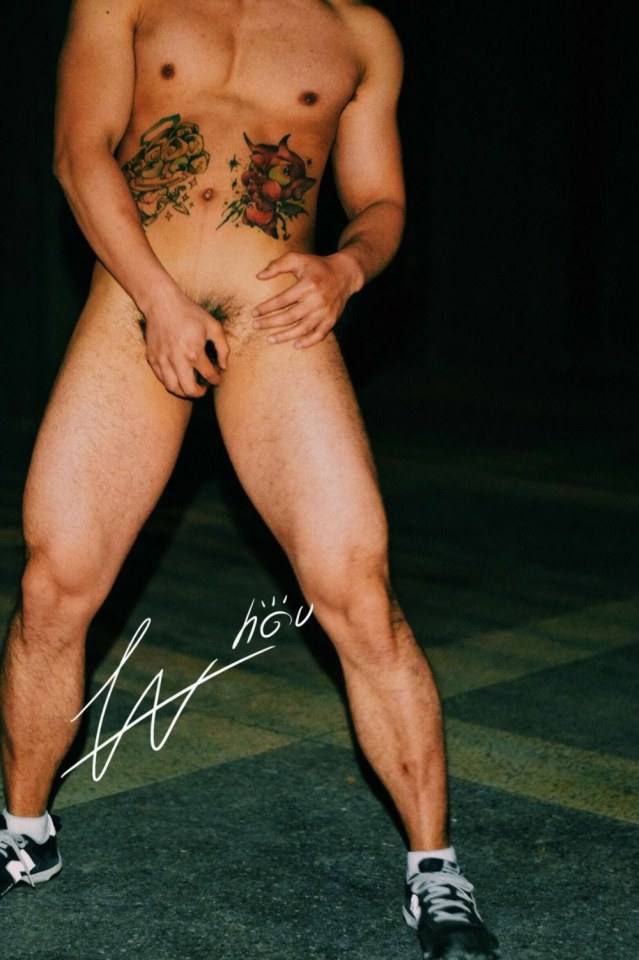 hot male 209 (18+)
