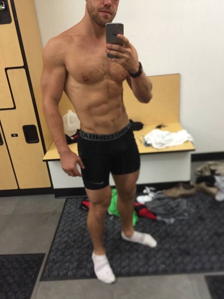 Hot guy in underwear 273