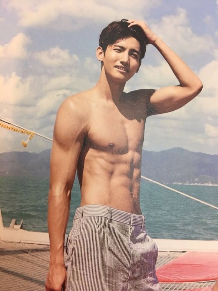 บ้ากล้ามหน้าท้อง