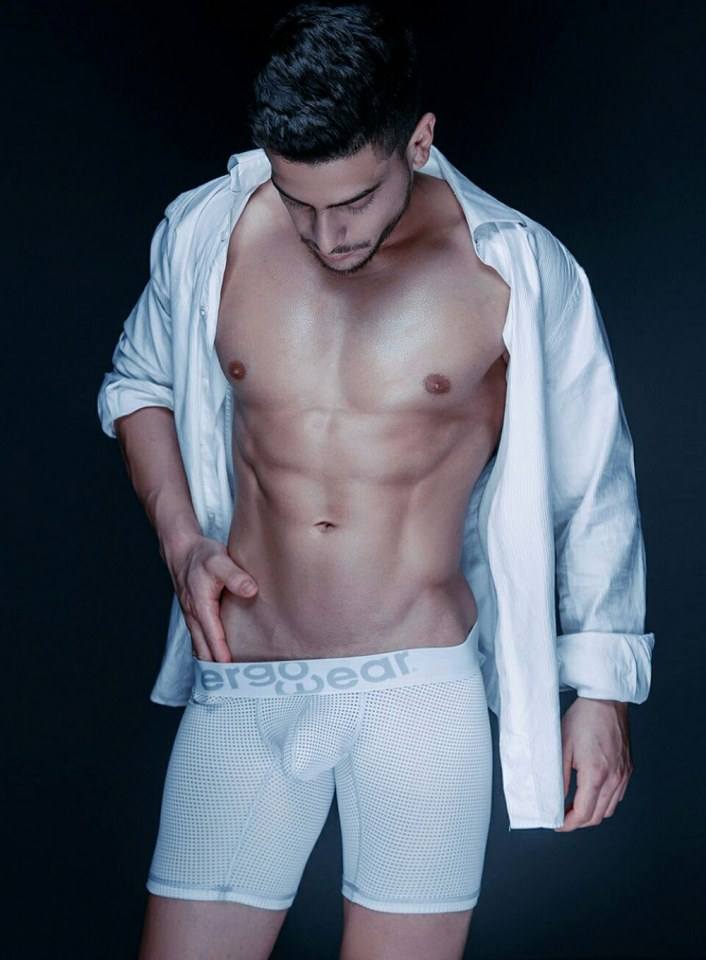 hot male 216 (18+)