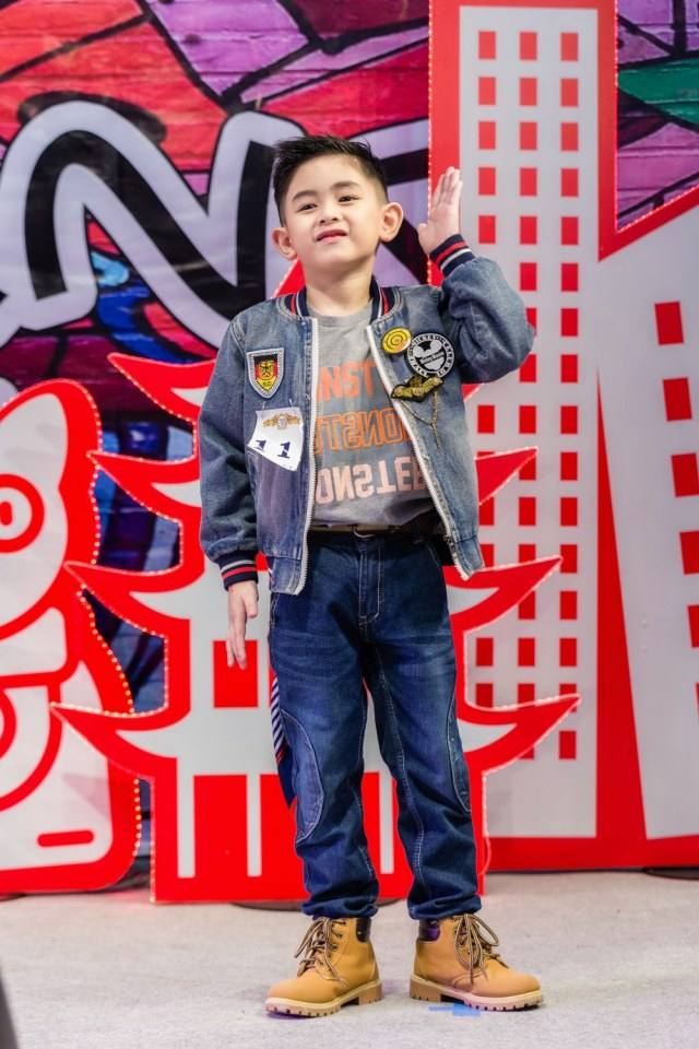 littlekidsthailand สอนการแสดงเด็กและเยาวชนจังหวัดนครราชสีมา 0902362463