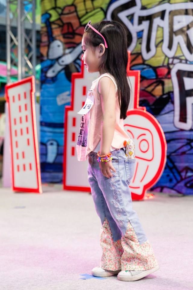 littlekidsthailand สอนการแสดงเด็กและเยาวชนจังหวัดนครราชสีมา 0902362463