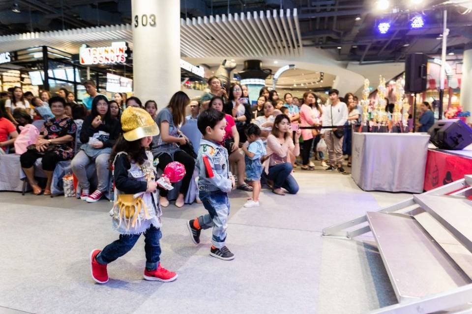 littlekidsthailand สอนการแสดงเด็กและเยาวชนจังหวัดนครราชสีมา 0902362463
