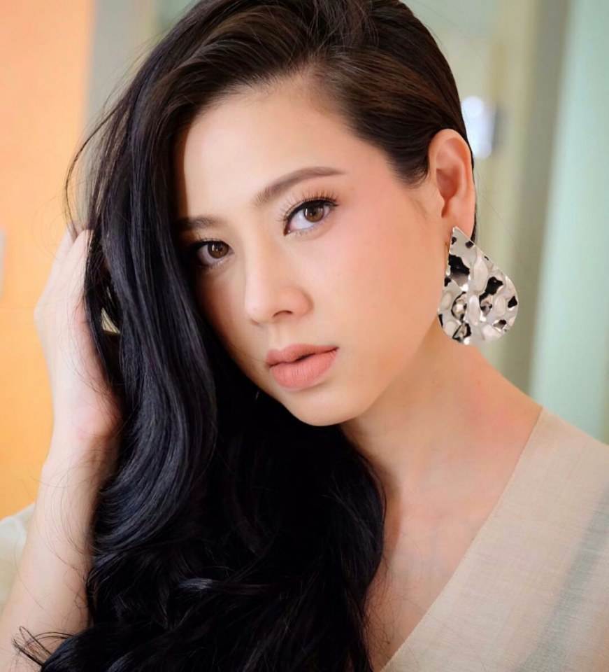 เอ๋​ พร​ทิพย์​ 37