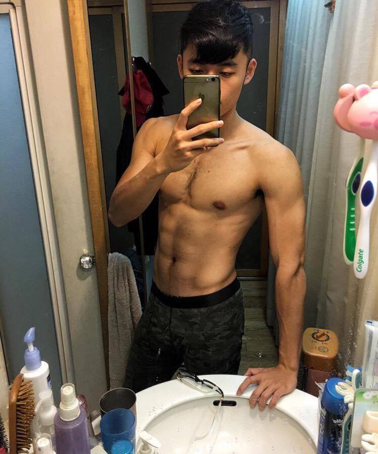 ตี๋แซ่บหุ่นดี 03