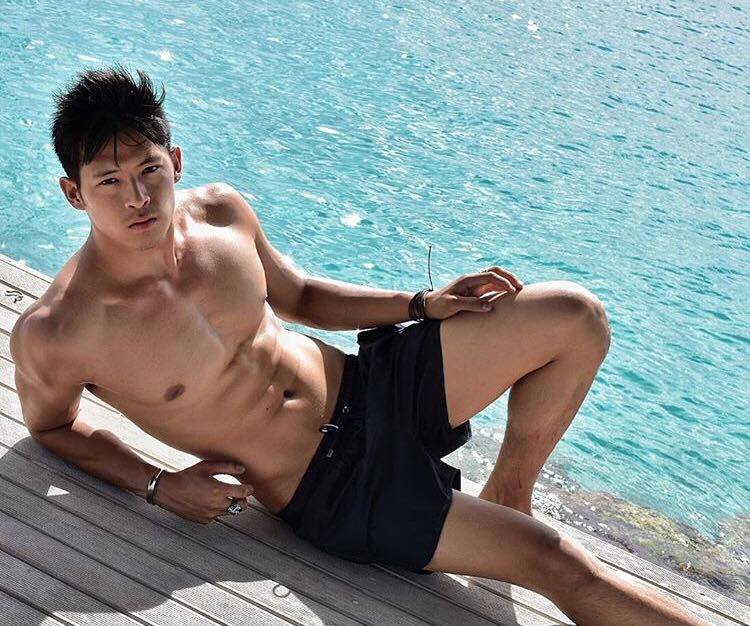 ตี๋แซ่บหุ่นดี 04