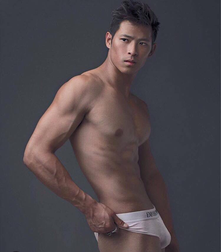 ตี๋แซ่บหุ่นดี 04