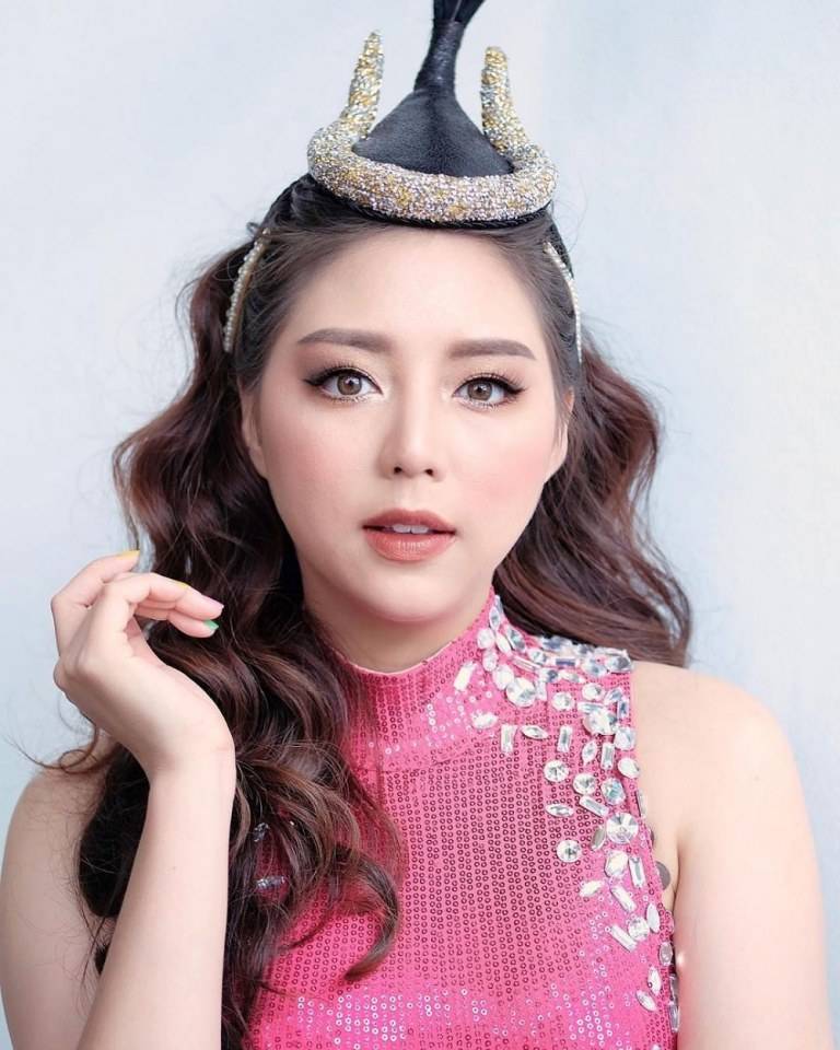 มิว​ ลักษณ์​นารา​