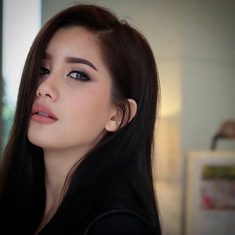 ปู ไป​รยา​ ฉายา อีหนีจูบสะท้าน(2552)