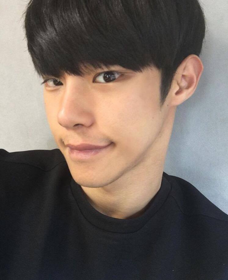 น้องเกาหุ่นน่าซบ ๑