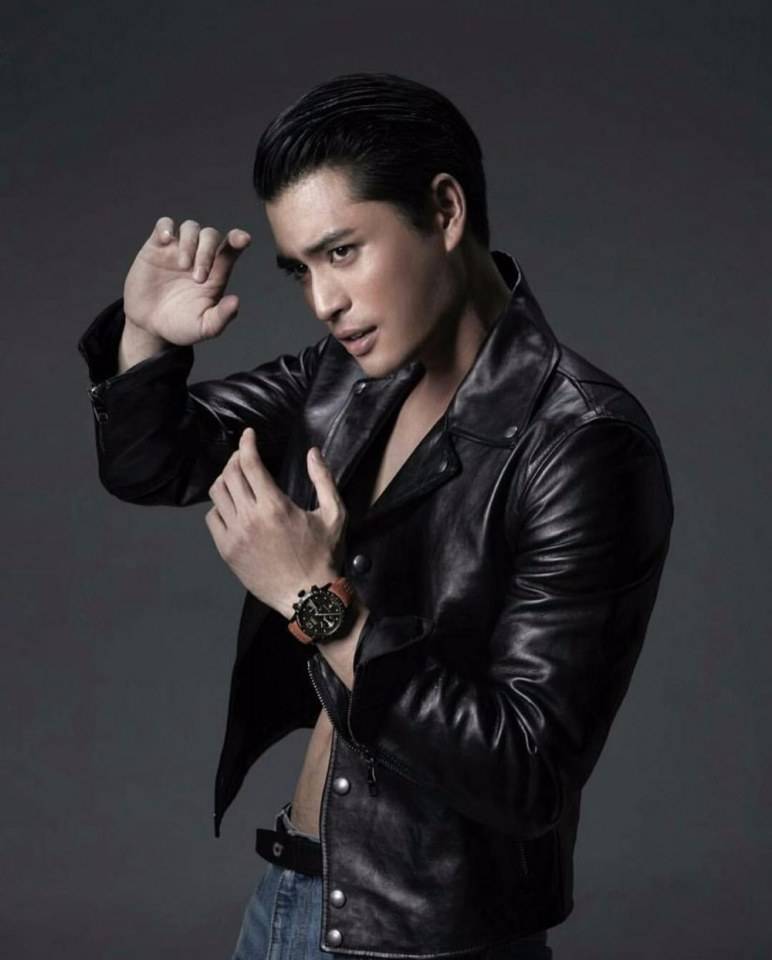 นักร้องดาราน่าเอา