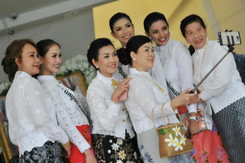 เวทีมิสซูปร้า ร้อนระอุ  คนสวยดูแพงมารวมตัวกันประกวด