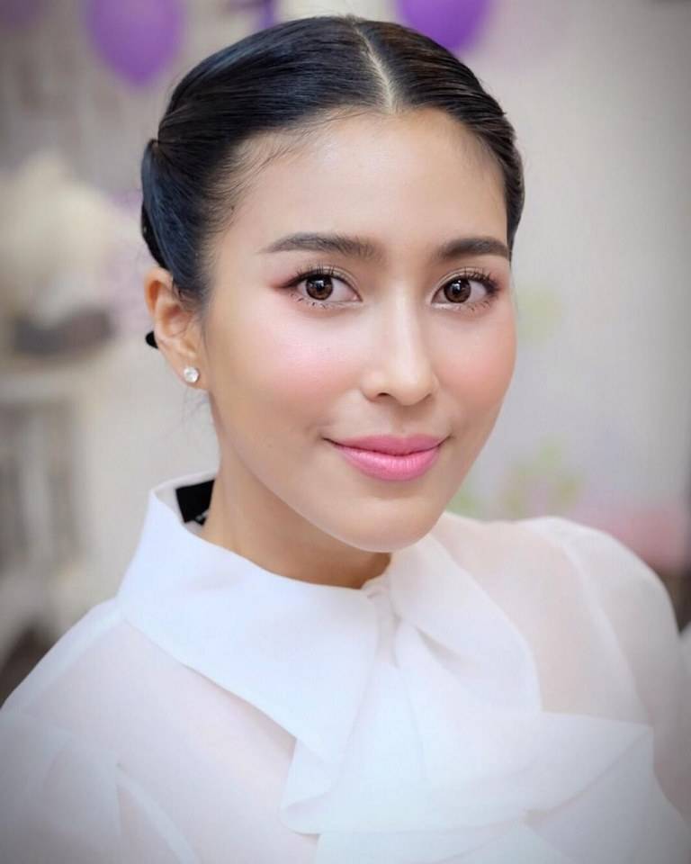 จุ๋ย วรัทยา