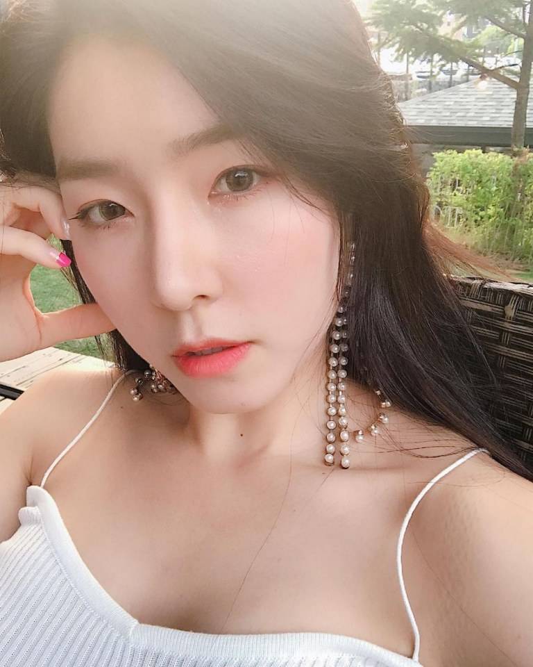 จียอน