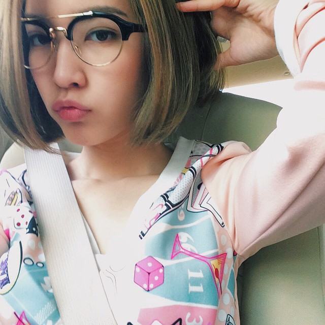 โม มนชนก