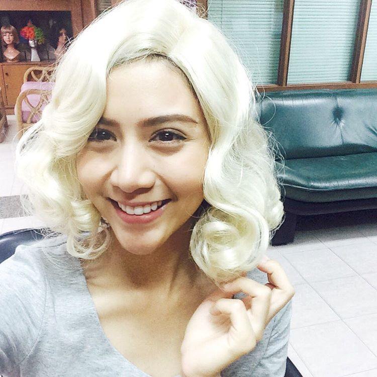 20ดารากับ"แฟชั่น"วิคผมสุดมั่น"คัลเลอร์ฟูล"มีใครบ้างมาดูกัน