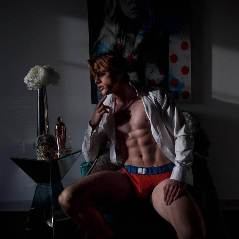 Hot guy in underwear 274