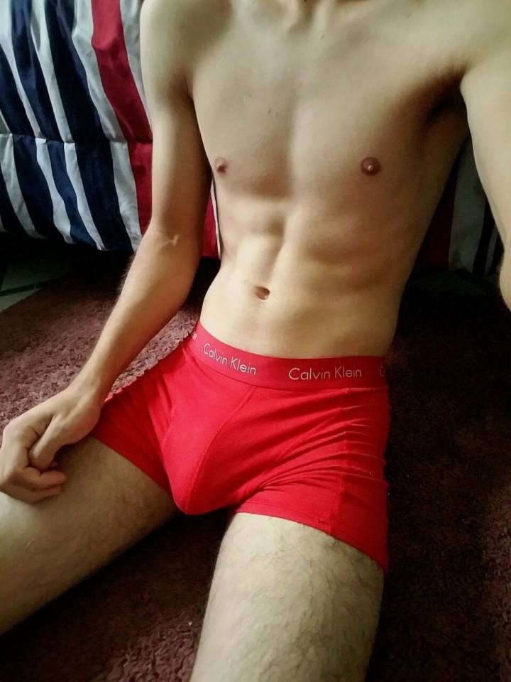 Hot guy in underwear 274