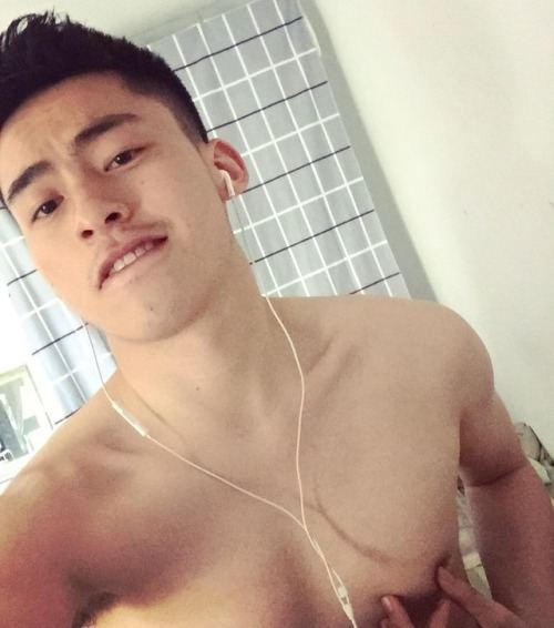 หายไปนานเลยนะคับ