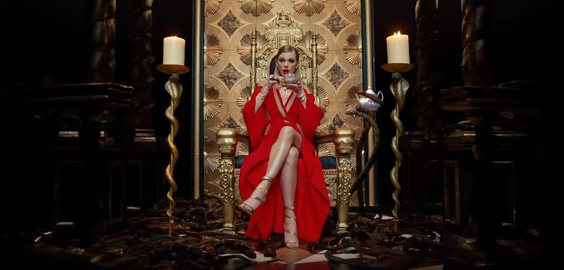 ลืมลุคเดิมๆของ Taylor Swift ไปได้เลย ทำไมน่ะหรอ เพราะเธอได้ตายไปแล้วไงละ Oh, 'cause she's dead !