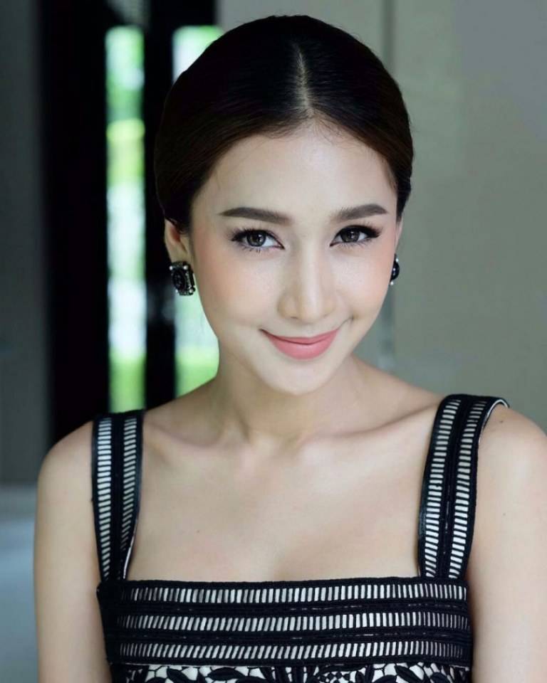 เนย​ โชติ​กา​