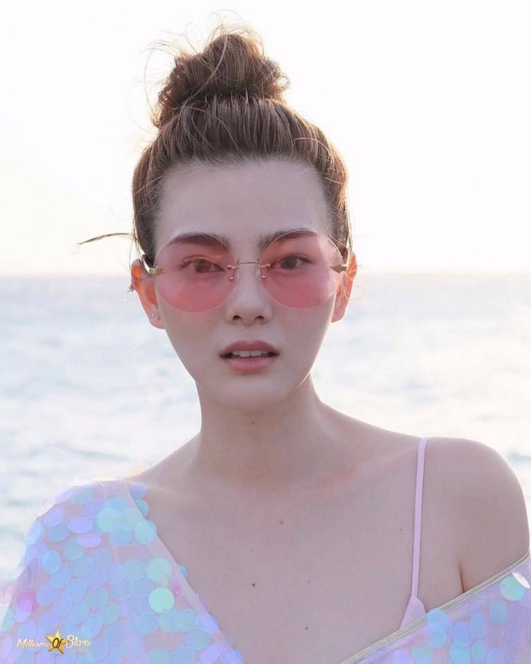 รวมทรงผมเกล้าสุดเก๋ ของเหล่าดาราใครปังใครพัง