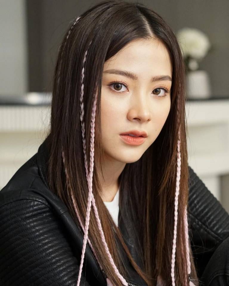 รวมดาราในลุคผมถักเปียคอลโทรลมีใครบา้งมาดู