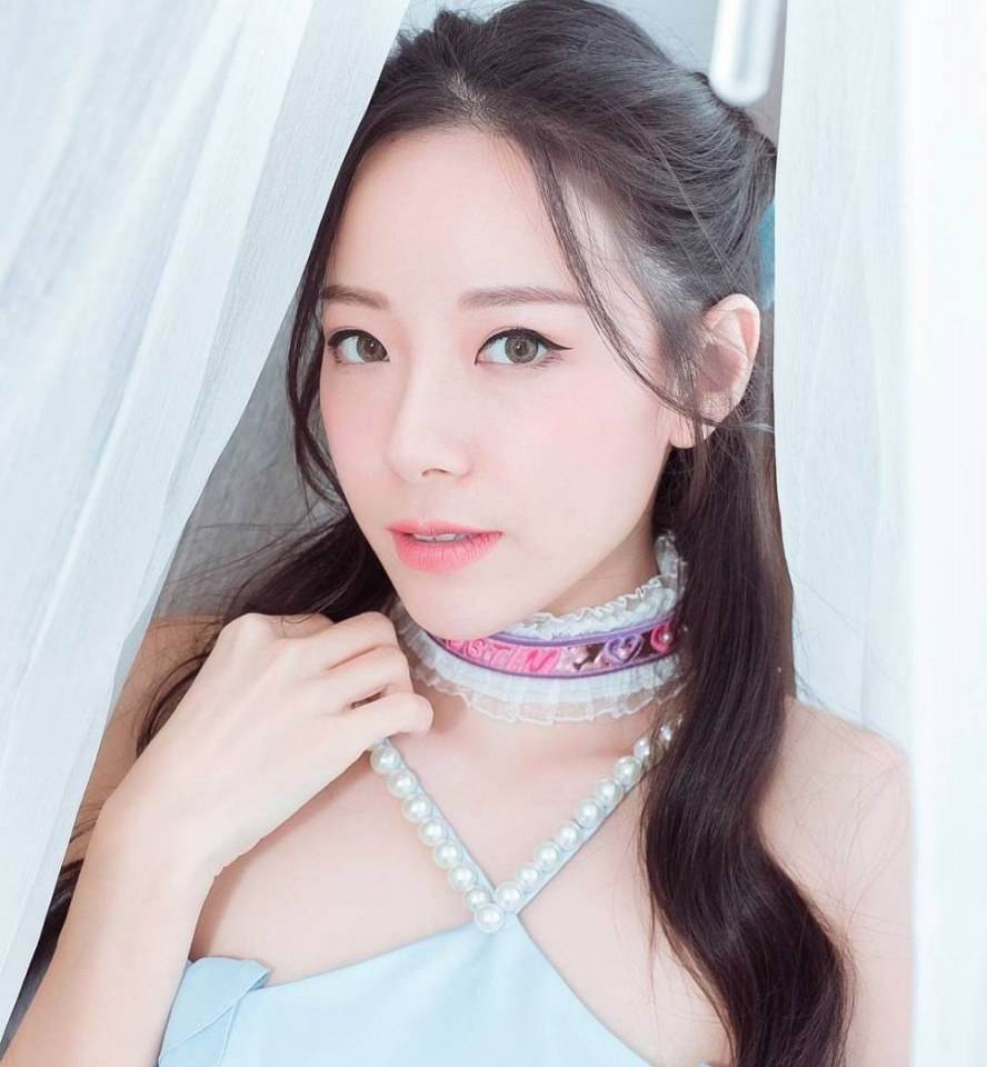 ทับทิม​ มัลลิกา​mvยอมเจ็บไม่ยอมเหงา