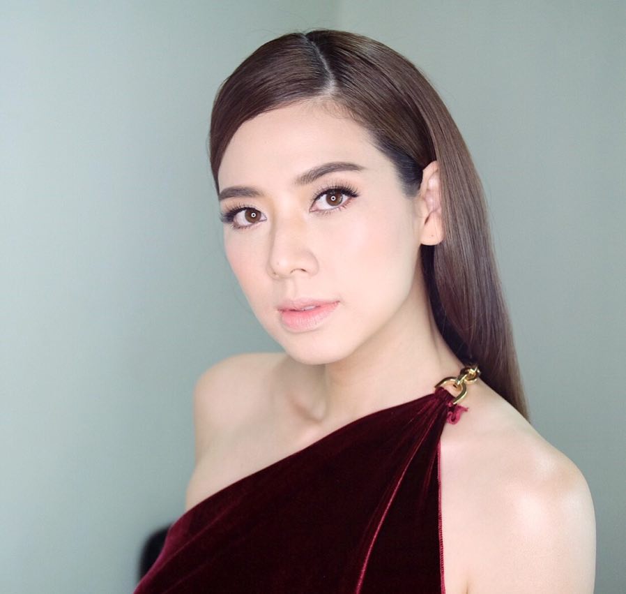เอ๋ พรทิพย์