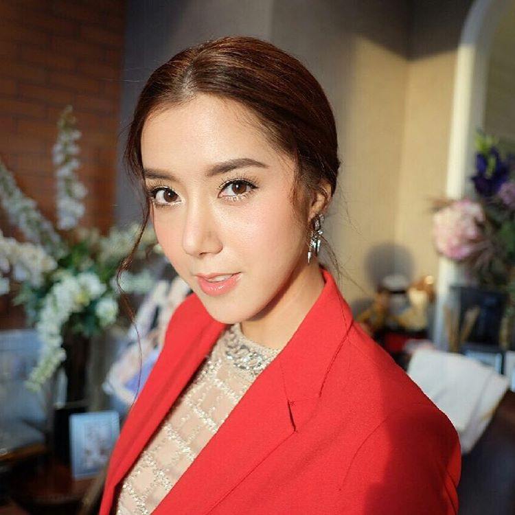 ไอษ์ อภิษฎา