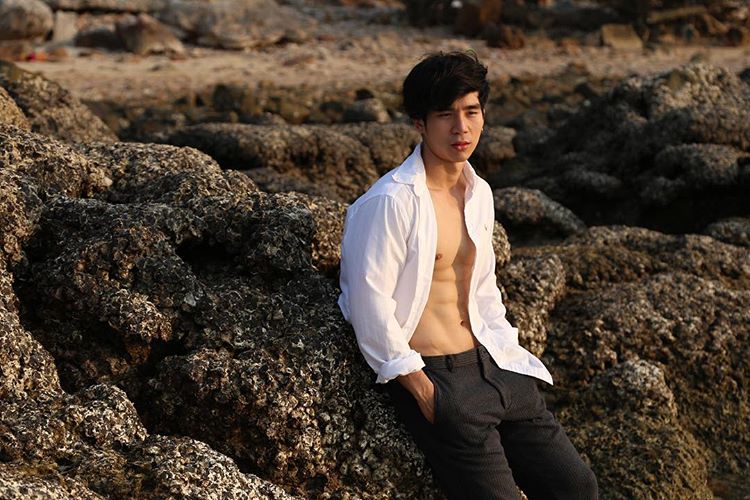 น้องเอิร์ล นายเเบบหุ่นเเซ่บ ใสๆ น่ารัก