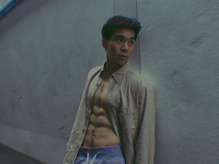 น้องเอิร์ล นายเเบบหุ่นเเซ่บ ใสๆ น่ารัก