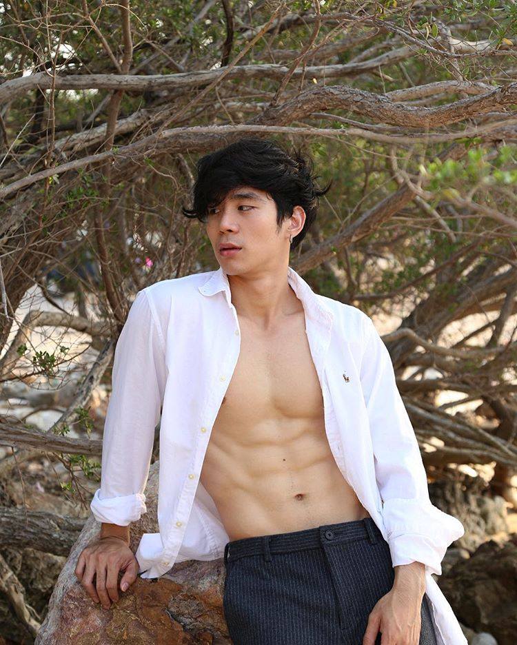 น้องเอิร์ล นายเเบบหุ่นเเซ่บ ใสๆ น่ารัก