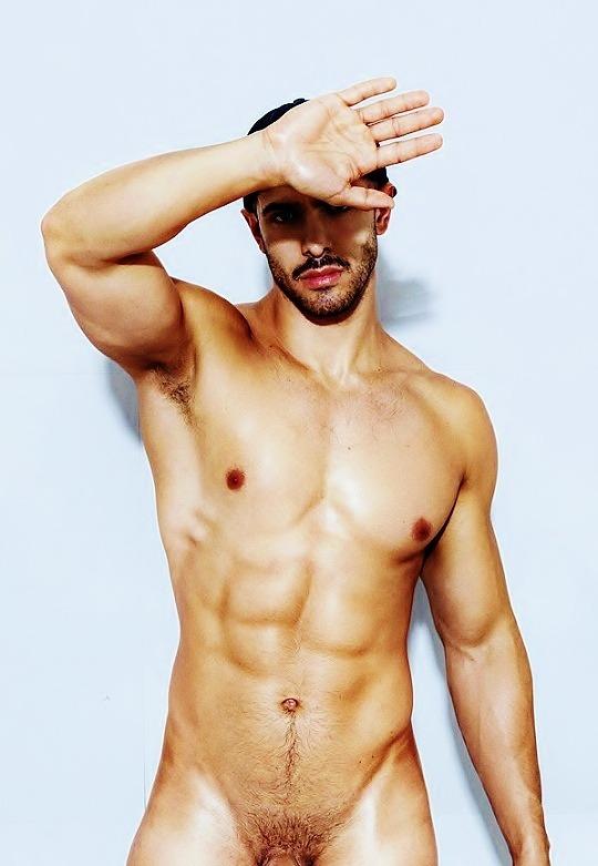 hot male 224 (18+)