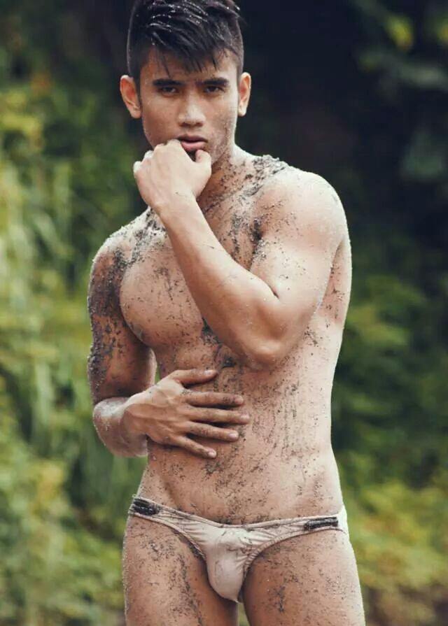 hot male 226 (18+)