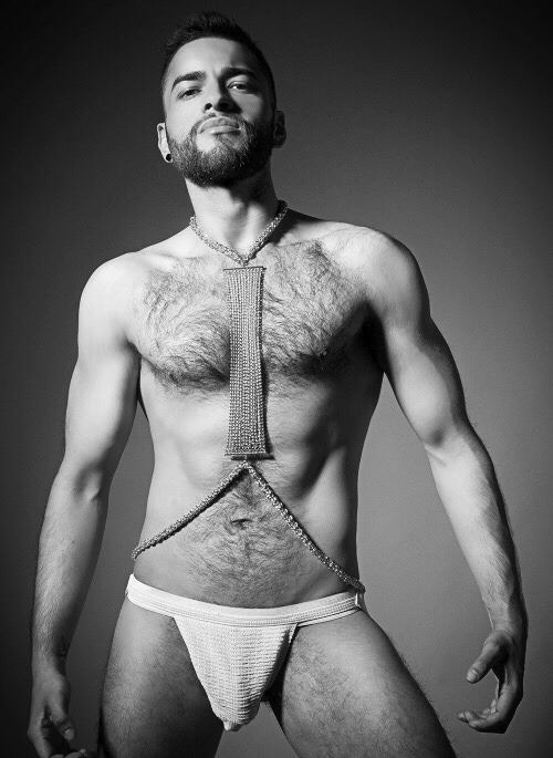 hot male 226 (18+)