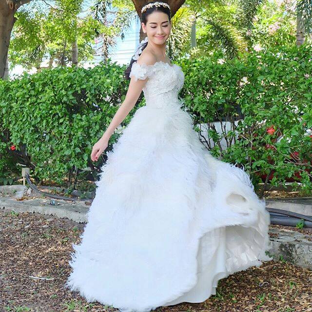 20ดาราใส่ชุดแต่งงานสวยๆคนใหนโดนใจคุณ