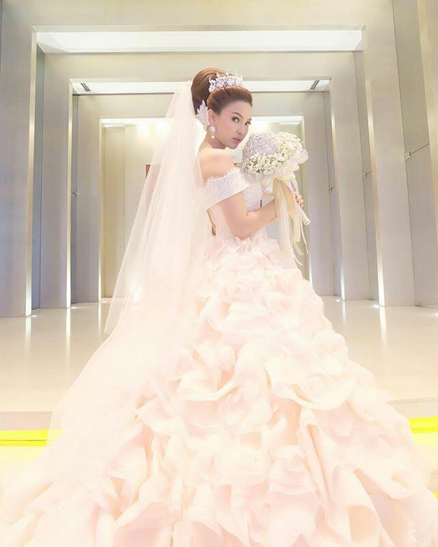20ดาราใส่ชุดแต่งงานสวยๆคนใหนโดนใจคุณ