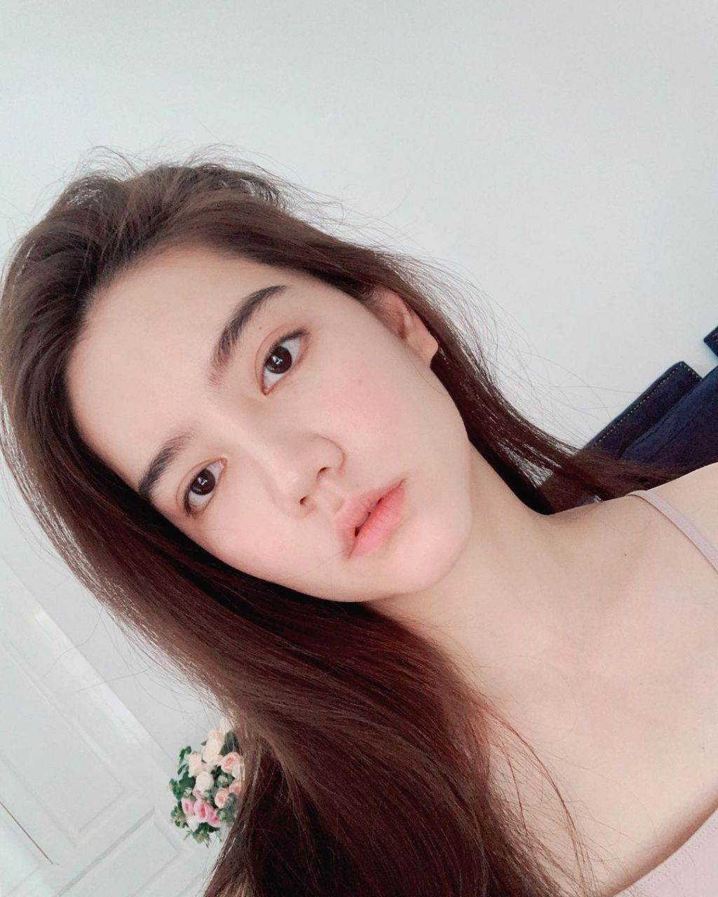 ริช​ชี่​  อรเณช=ไทย​/ฟิลิปปินส์​/มอญ​/อังกฤษ​