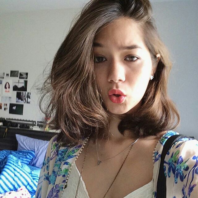 วี