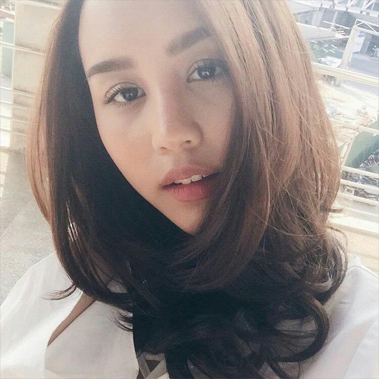 ลิลลี่