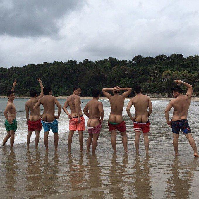 hot male 228 (18+)