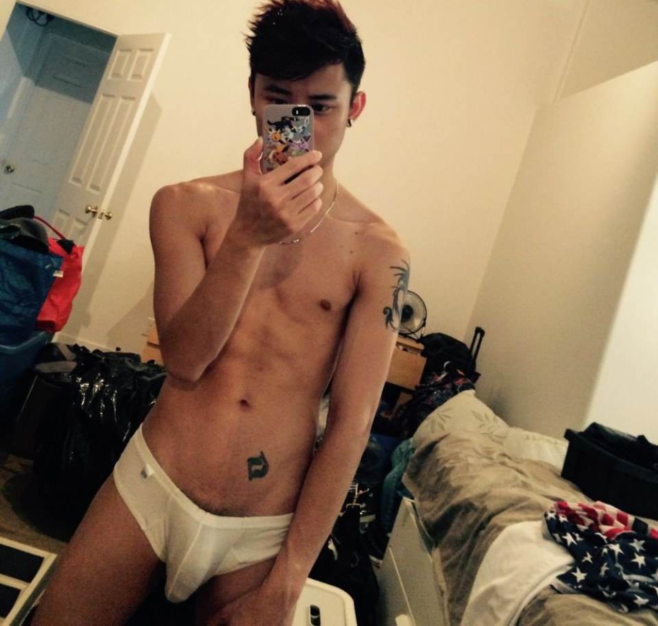 hot male 229 (18+)