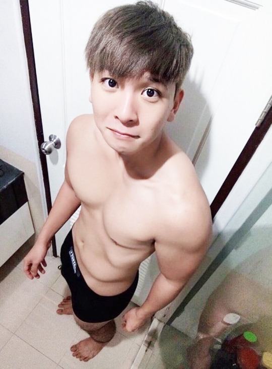 หล่อบ้างน่ารักบ้าง ๒๕