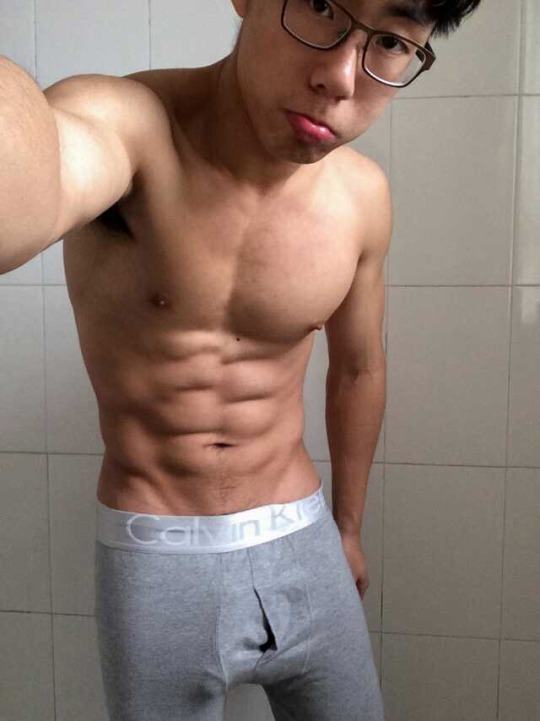 หล่อบ้างน่ารักบ้าง ๒๕